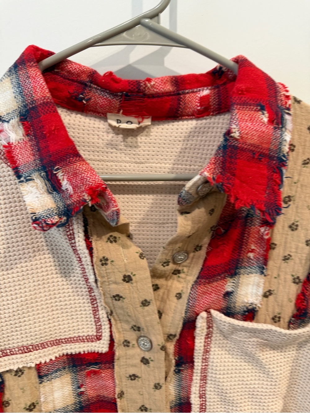 POL Distressed Button Up Top/Shacket Size Large - Picture 5 of 16